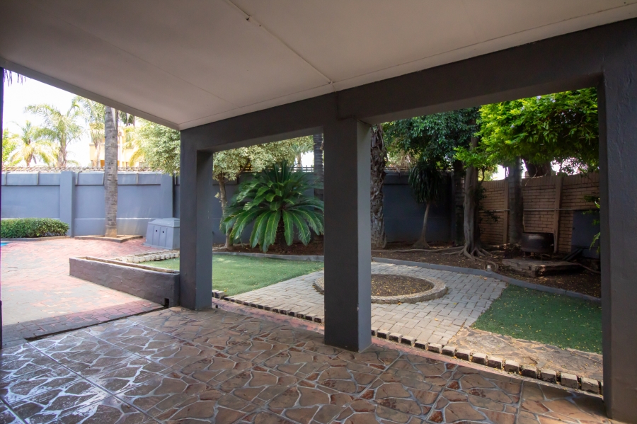 To Let 3 Bedroom Property for Rent in Geelhoutpark North West